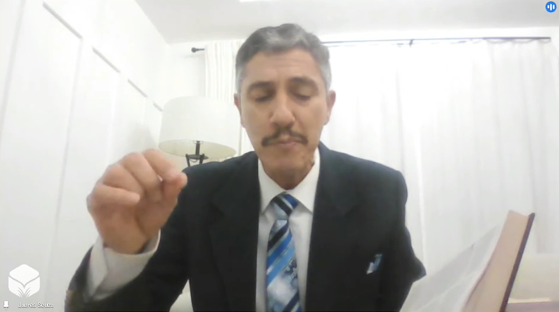 Es con el Espíritu Santo