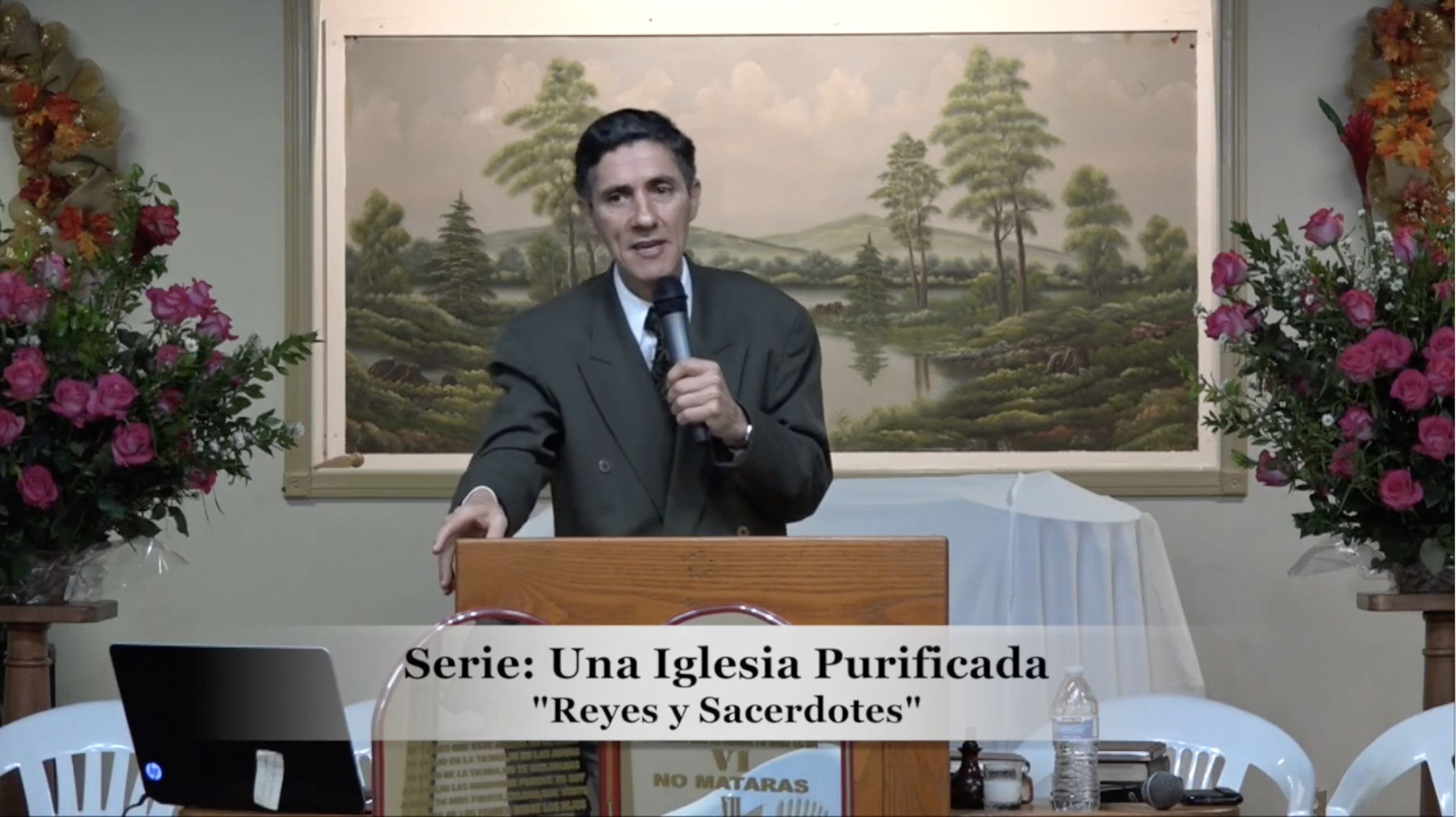 4-Reyes y Sacerdotes